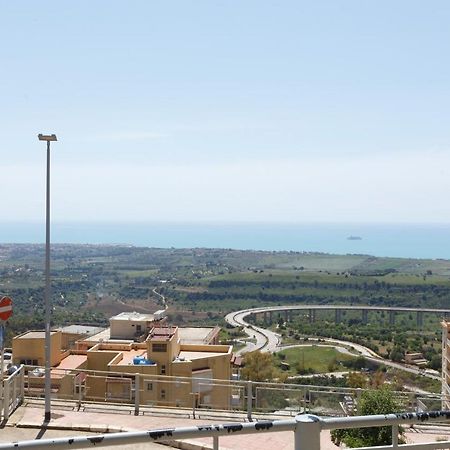 לינה וארוחת בוקר אגריג'נטו Sicily Dreams Luxury מראה חיצוני תמונה