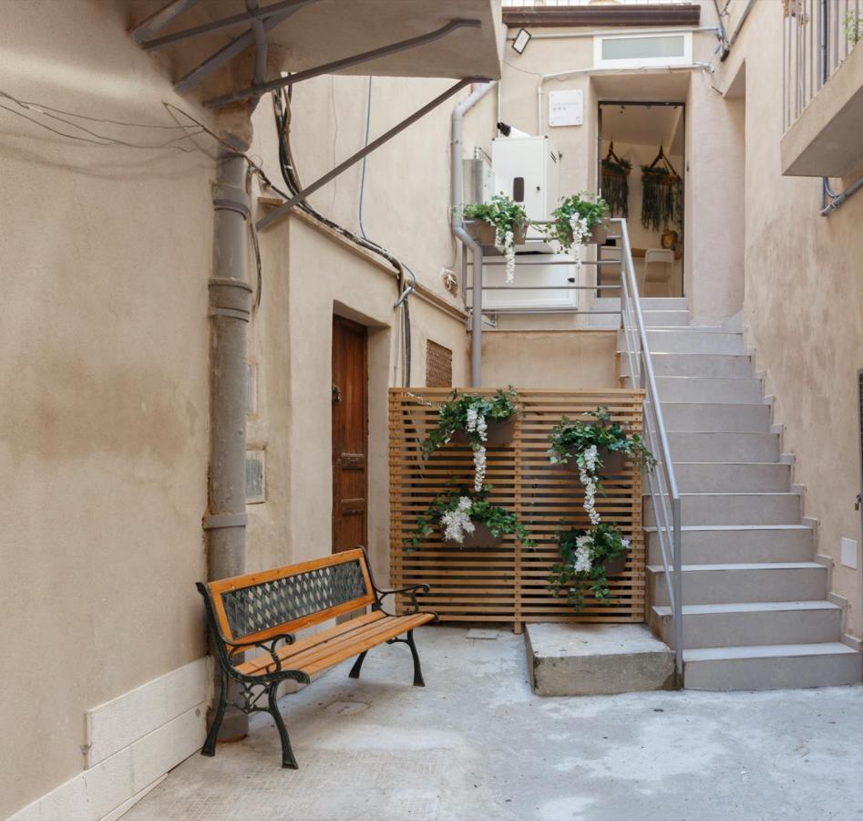 לינה וארוחת בוקר אגריג'נטו Sicily Dreams Luxury מראה חיצוני תמונה
